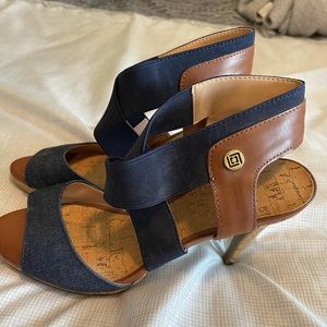 Liz Claiborne heels size 8